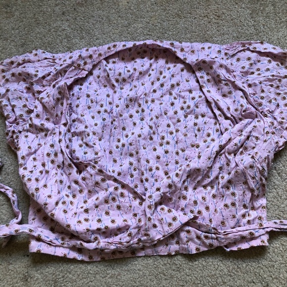 Tops - FRONT-TIE / WRAP CROP TOP